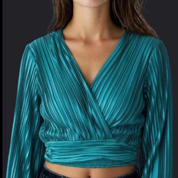 Japna Tops - Japna Womens Emerald Pleated Wrap Blouse Size L